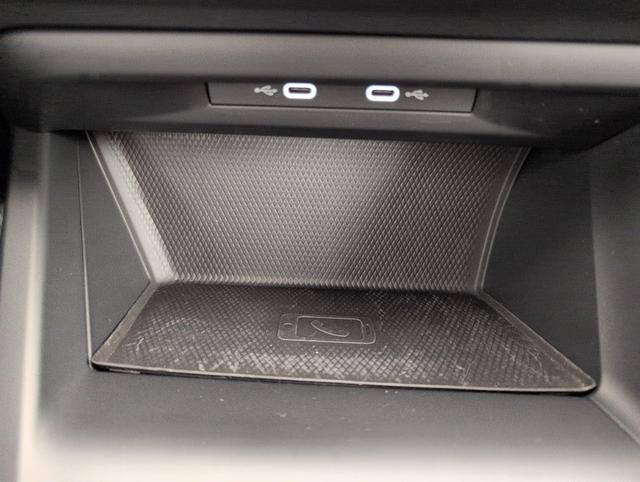 Volkswagen Golf Life Plus 