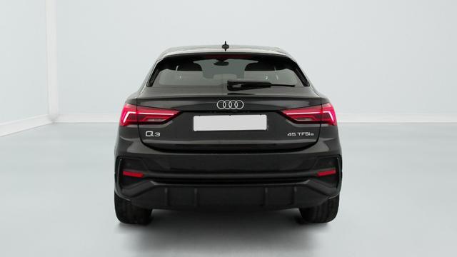 Audi Q3 S line 