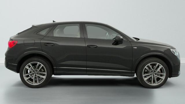 Audi Q3 S line 