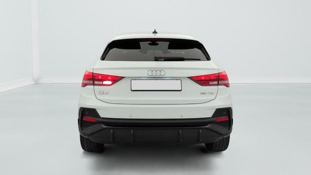Audi Q3 design 