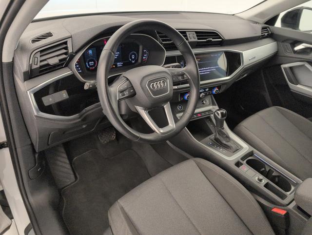 Audi Q3 design 