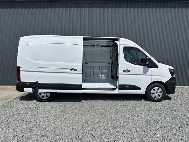 Renault Master Kastenwagen Extra L3H2 