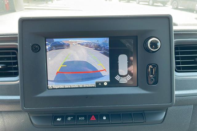 Renault Master Fahrgestell CONFORT TRAC F3500 L2H2 
