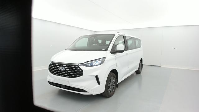 Ford Tourneo Titanium 320 L2H1 