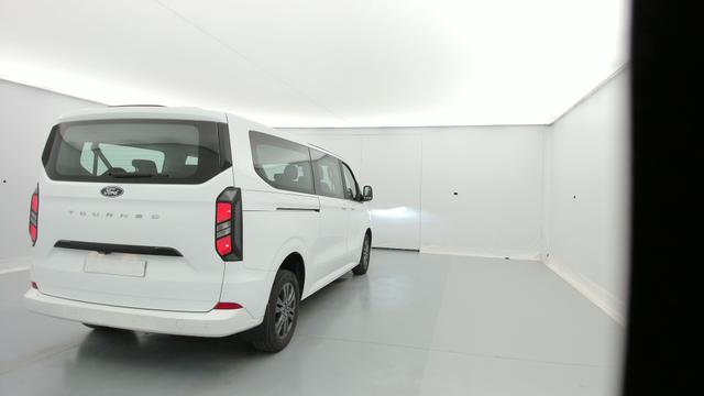 Ford Tourneo Titanium 320 L2H1 