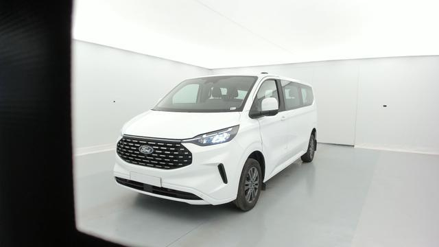 Ford Tourneo Titanium 320 L2H1 