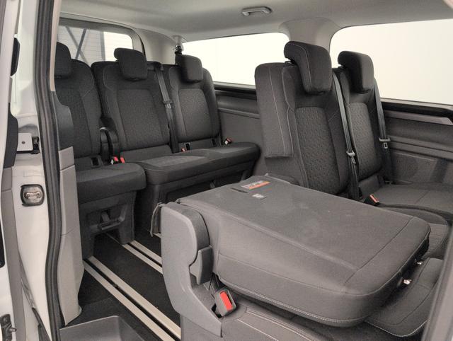 Ford Tourneo Titanium 320 L2H1 
