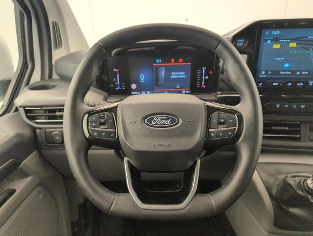 Ford Tourneo Titanium 320 L2H1 