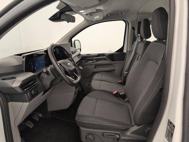 Ford Tourneo Titanium L2H1 320 