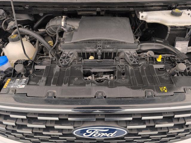 Ford Tourneo Titanium L2H1 320 