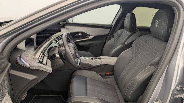 Peugeot 3008 Hybrid 145 e-DCS6 GT 