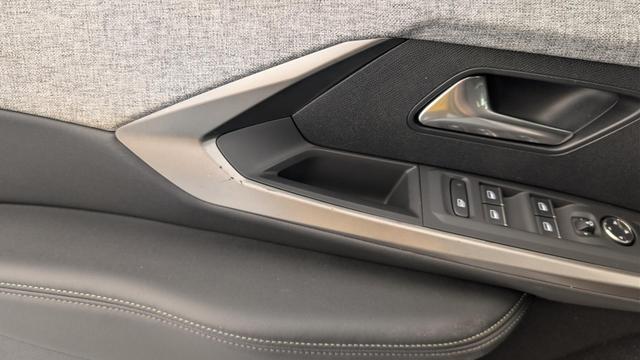 Peugeot 3008 Hybrid 145 e-DCS6 GT 