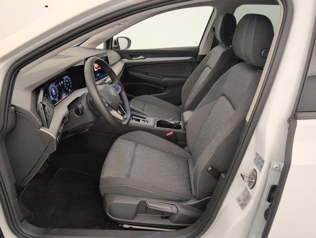 Volkswagen Golf Life Plus 