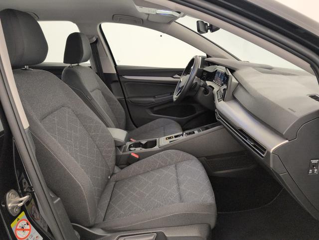 Volkswagen Golf Life Plus 