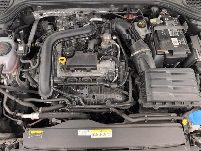 Volkswagen Golf Life Plus 