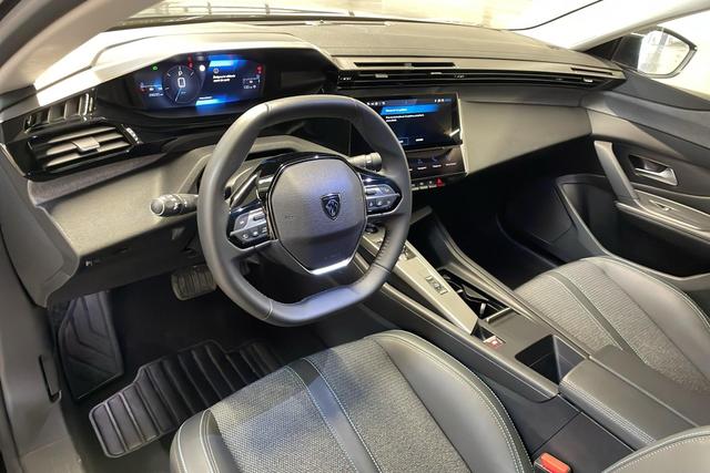 Peugeot 408 Allure 