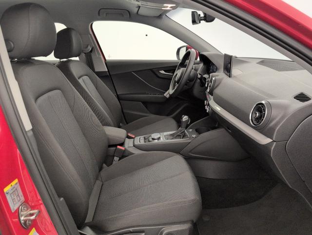 Audi Q2 Business line 