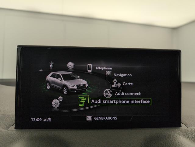 Audi Q2 Business line 