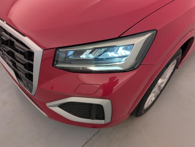 Audi Q2 Business line 