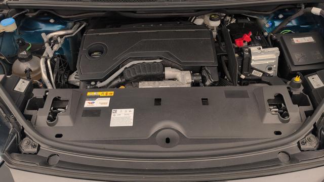 Peugeot 5008 GT 