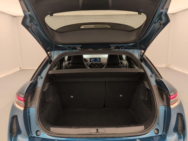DS Automobiles 3 Crossback Grand Chic E-TENSE DS3 