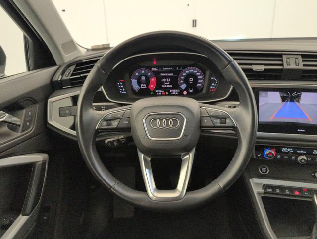 Audi Q3 design 