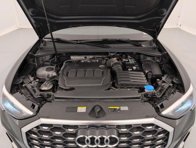 Audi Q3 design 