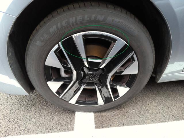 Peugeot 208 Allure 