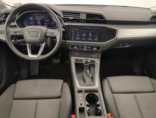 Audi Q3 35 TDI 150 ch S tronic 7 Design 