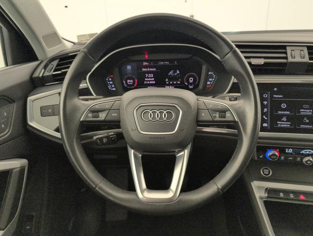 Audi Q3 35 TDI 150 ch S tronic 7 Design 