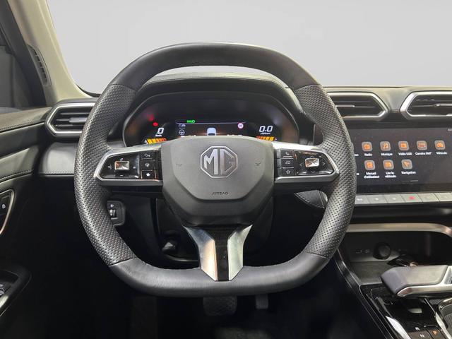 MG ZS Luxury 