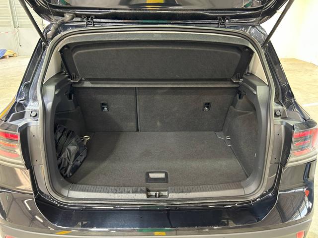 Volkswagen T-Cross Life Plus 