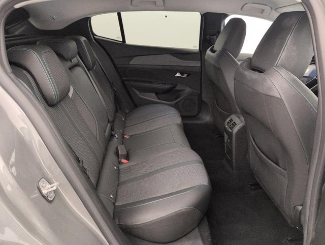 Peugeot 408 Hybrid 145 e-DCS6 Allure 