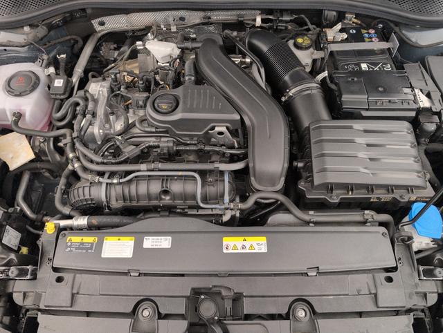 Cupra Leon 1.5 eTSI Hybrid 150 ch DSG7 V 