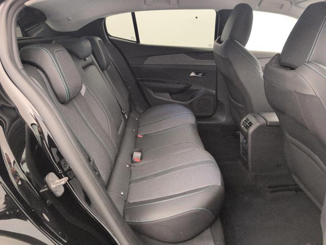 Peugeot 408 Allure 