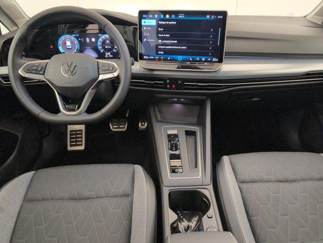 Volkswagen Golf Life Plus 