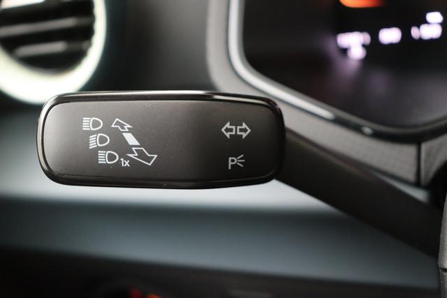 Seat Arona Play Plus 