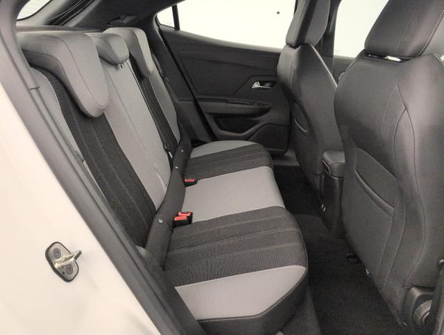 Opel Mokka 136 ch & Batterie 50 kWh 