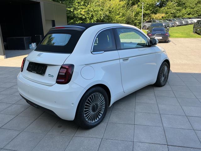 Fiat 500e Cabrio 
