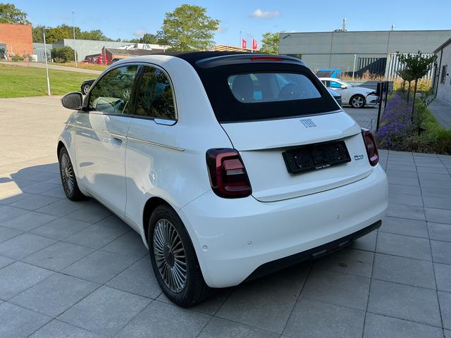 Fiat 500e Cabrio 
