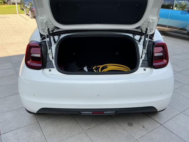 Fiat 500e Cabrio 