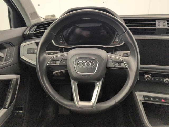Audi Q3 design 