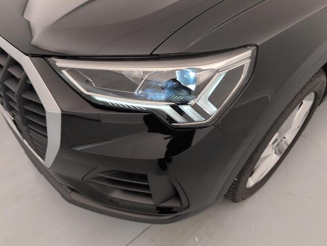 Audi Q3 design 