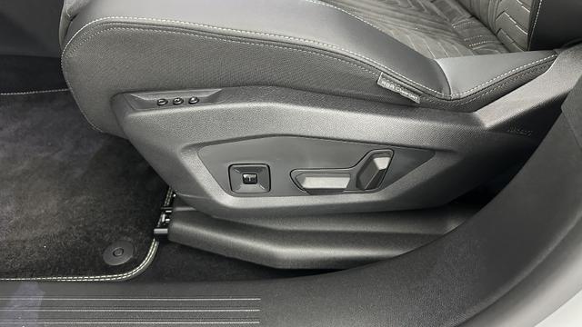Peugeot 3008 GT III 