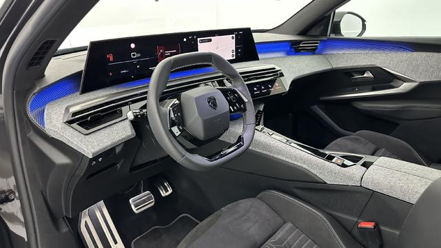 Peugeot 5008 GT III 