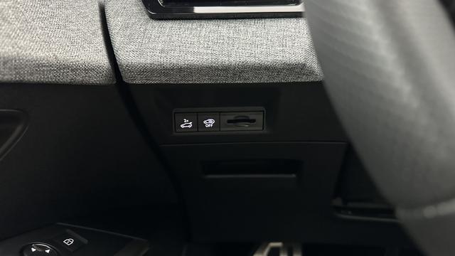 Peugeot 5008 GT III 