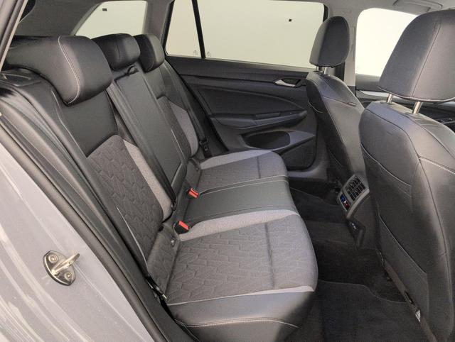 Volkswagen Golf Life Plus 