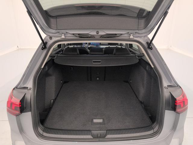 Volkswagen Golf Life Plus 