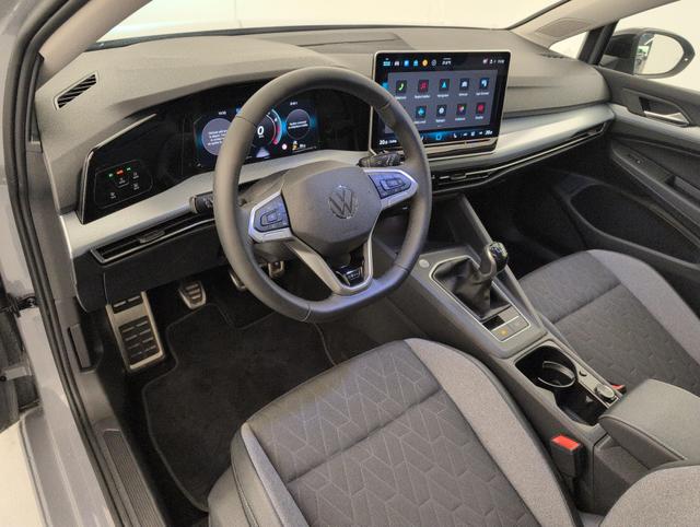 Volkswagen Golf Life Plus 