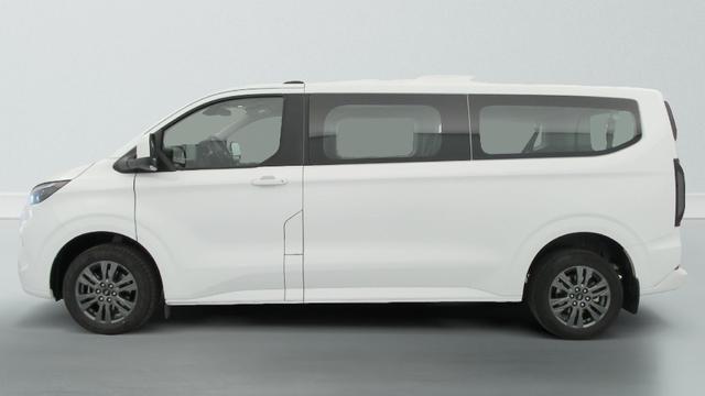Ford Tourneo Titanium L2H1 320 